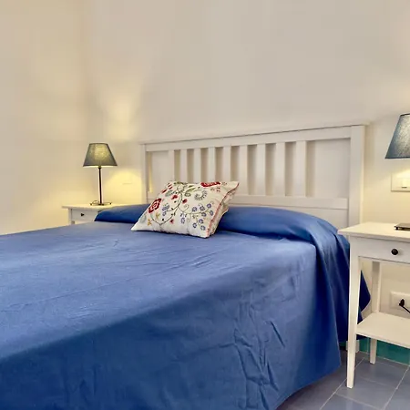 Casa Di Rosa - 500m From The Lägenhet Ischia